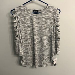Grey shirt with cute design on sleeves